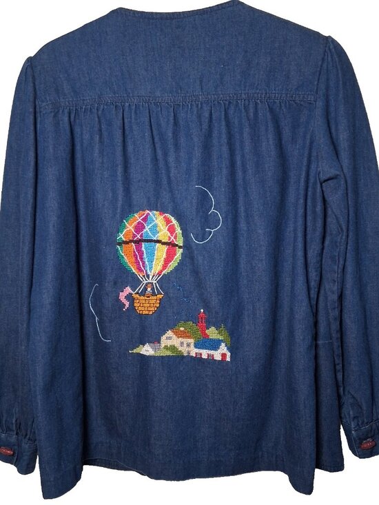 Wes Chestler Tops - Hot Air Balloon Over Village Cross Stitch Chambray Shirt Large Blue Open Front